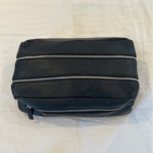 Black Leather Gucci Bag/Toiletry Bag